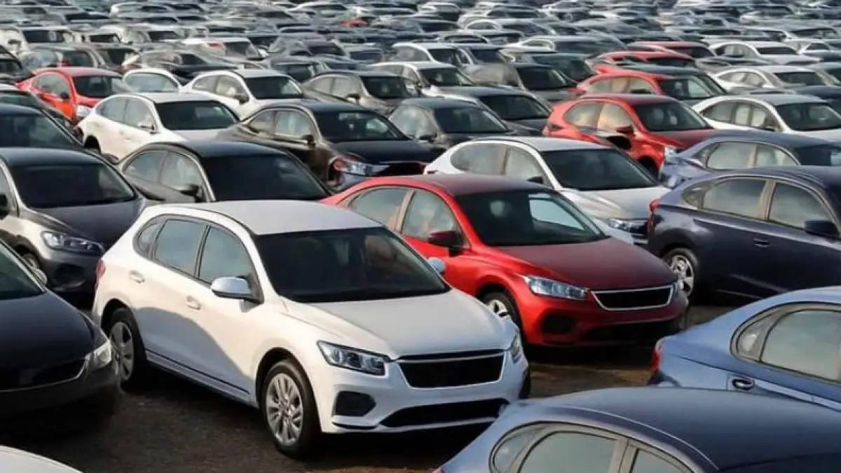 Cari mobil keluarga 80 jutaan? Ini 5 mobil bekas murah rekomendasi 2026 yang irit dan bandel, dari Avanza hingga Ertiga. Cek pajaknya di sini!