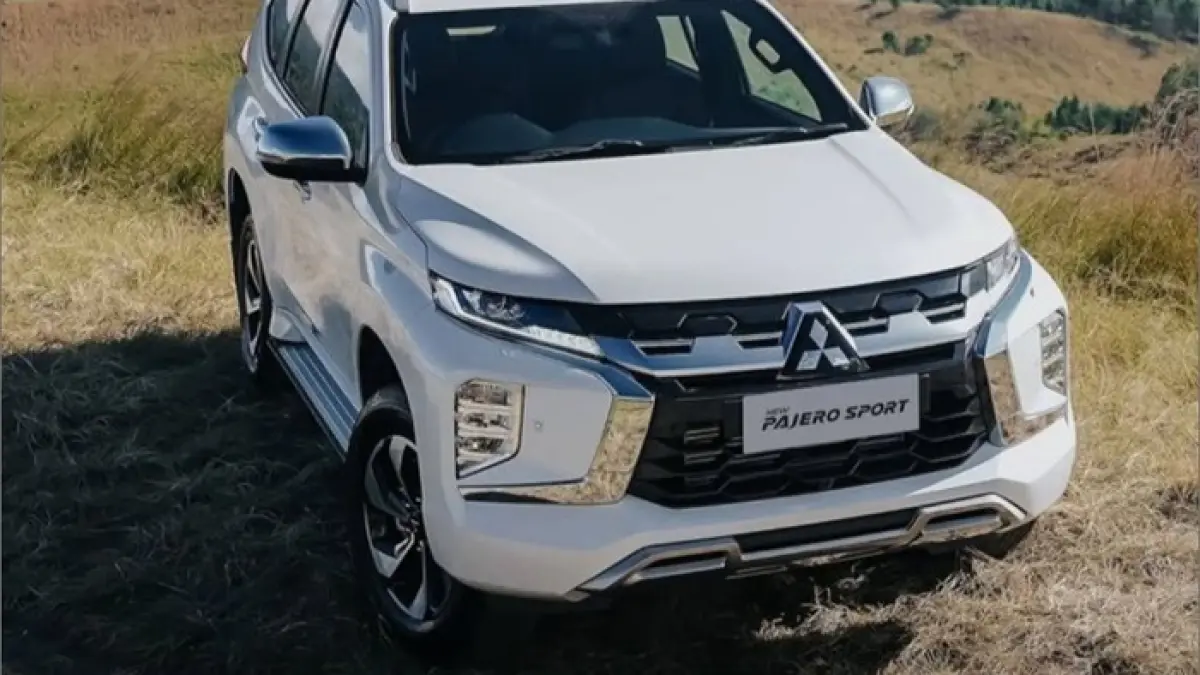 Harga mobil bekas SUV murah Fortuner Pajero 2026 tetap stabil, diesel jadi pilihan aman di tengah tren mobil listrik.