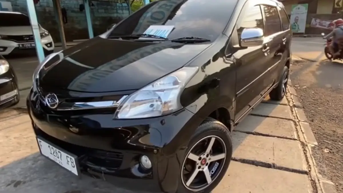Pilihan mobil bekas 80 jutaan terbaik 2026, dari Yaris hingga Innova, irit, bandel, dan siap pakai harian!