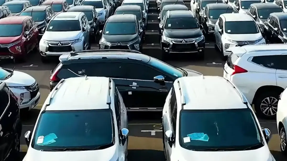 Rekomendasi mobil bekas 100 jutaan terbaik 2026, harga mulai Rp30 jutaan hingga MPV premium!