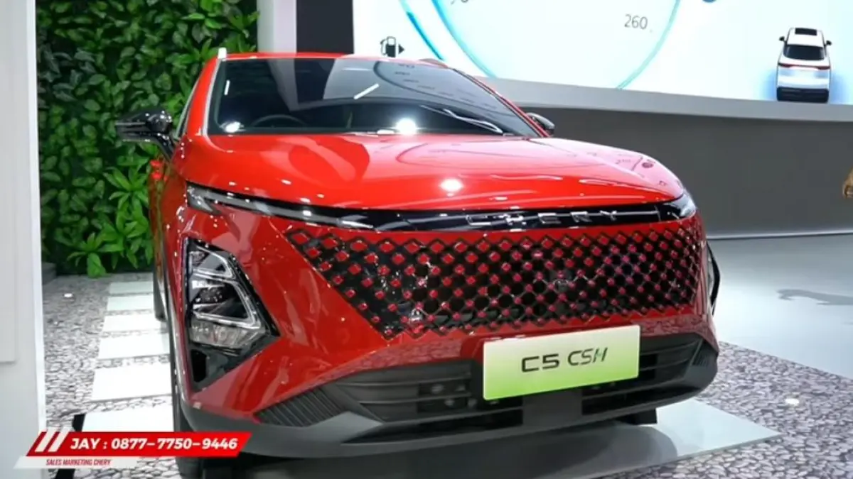 Chery C5 Hybrid meluncur di IMS 2026, jarak tempuh 1.000 km dan harga di bawah Rp400 juta, jadi incaran mobil hemat terbaru.