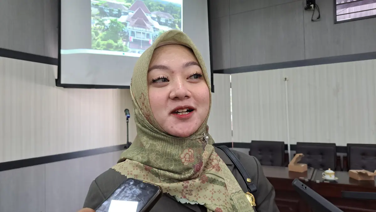 Masuk Bursa Ketua DPC, Nasa Siap Belajar
