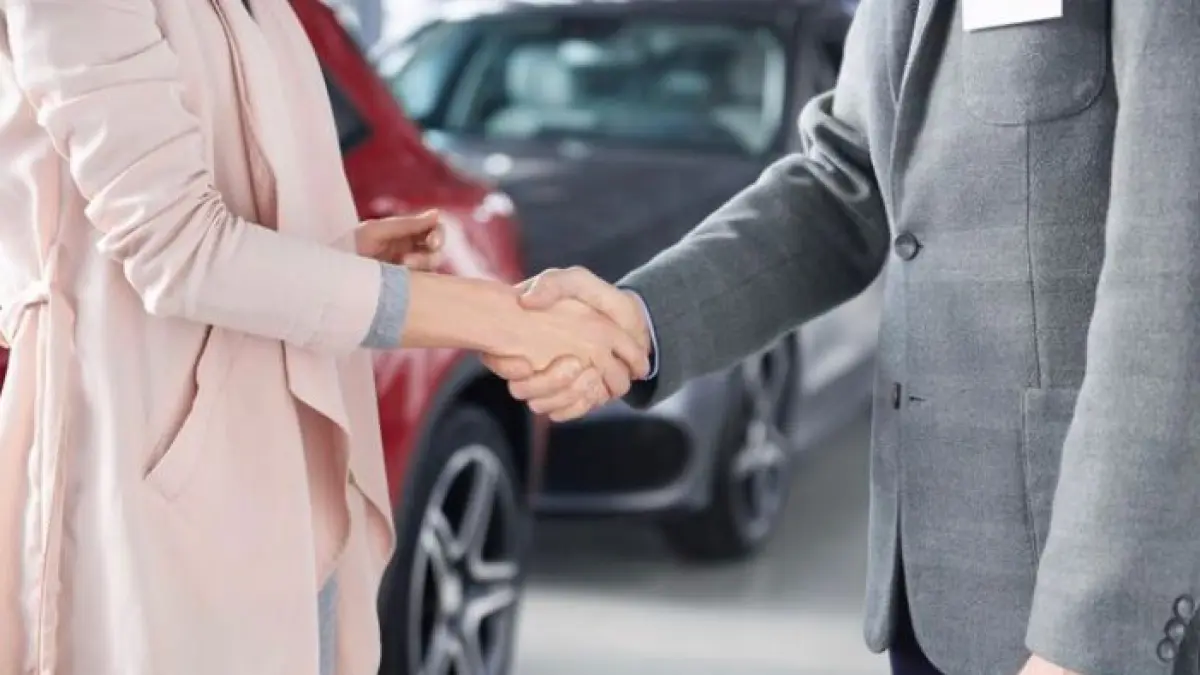 Cari mobil bekas murah di Bekasi? Nadira Autocar tawarkan Brio, Avanza, & Xpander DP 0 Rupiah, Garansi Mesin, & Bunga Premium. Cek promo mudik 2026!