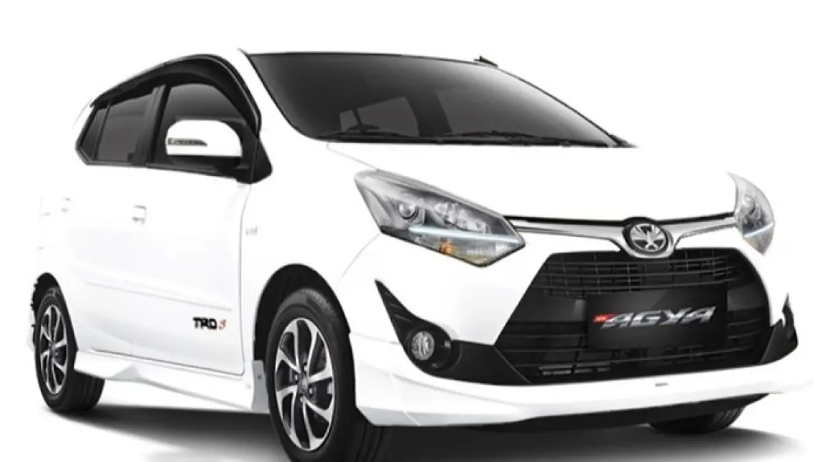 Toyota Agya 2026 hadir dengan desain sporty, fitur modern, dan harga Rp180 jutaan. City car irit ini jadi incaran di Indonesia.