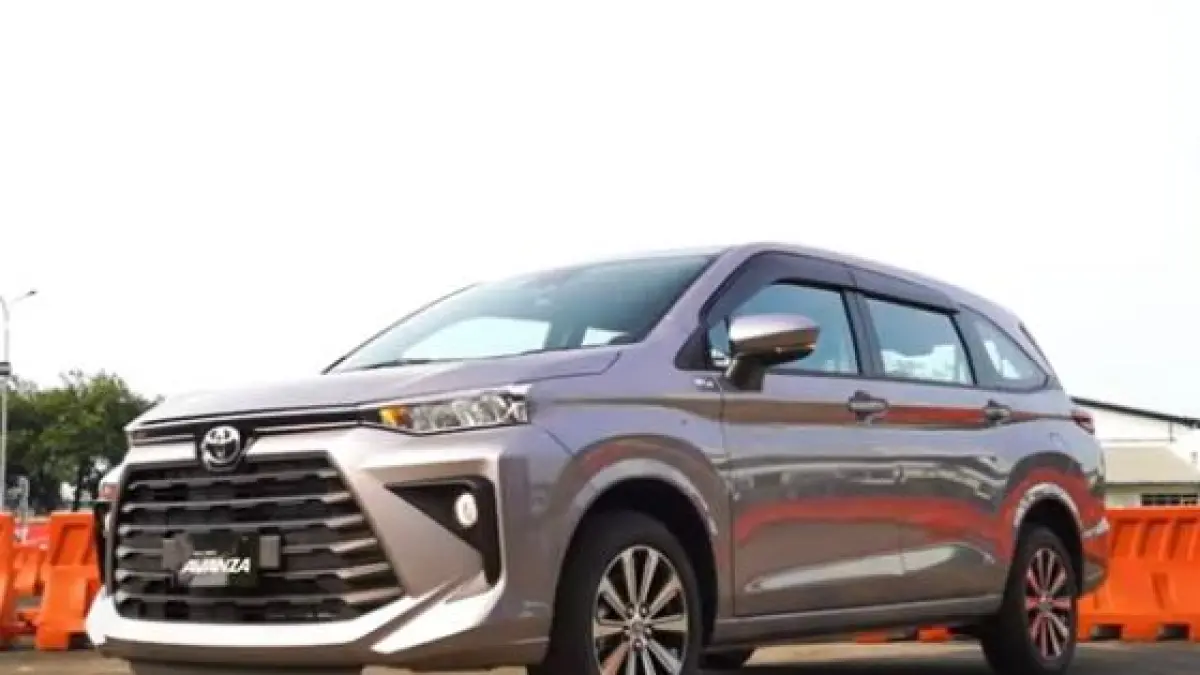 Cari MPV terbaru 2026? Cek perbandingan Avanza, Veloz, Xpander & Ertiga. Mana yang paling lega, irit, dan punya fitur paling canggih untuk keluarga?