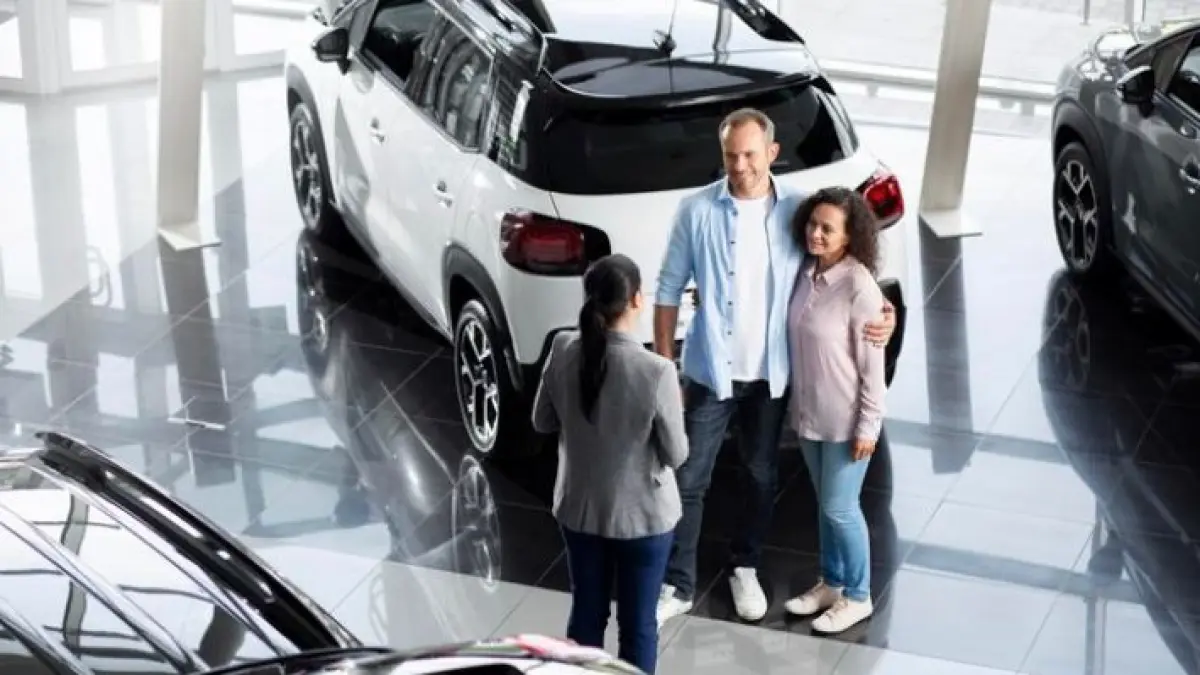 Cek daftar harga mobil bekas Innova 2026! Ada Innova Barong 70 jutaan hingga Reborn Diesel spek cumi-cumi. Kondisi ciamik, siap test drive sekarang!