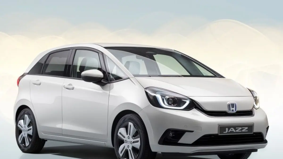 Honda Jazz 2026 hadir dengan desain modern, mesin irit, fitur canggih, dan harga terbaru. Simak spesifikasi lengkapnya di sini!