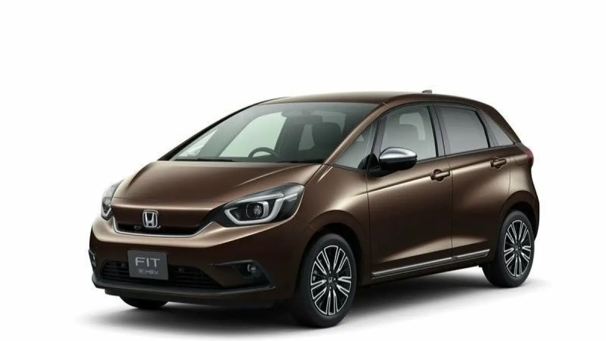 Honda Jazz 2026 hadir dengan desain sporty, fitur Honda Sensing, dan harga hingga Rp450 juta. Simak spesifikasi lengkapnya!