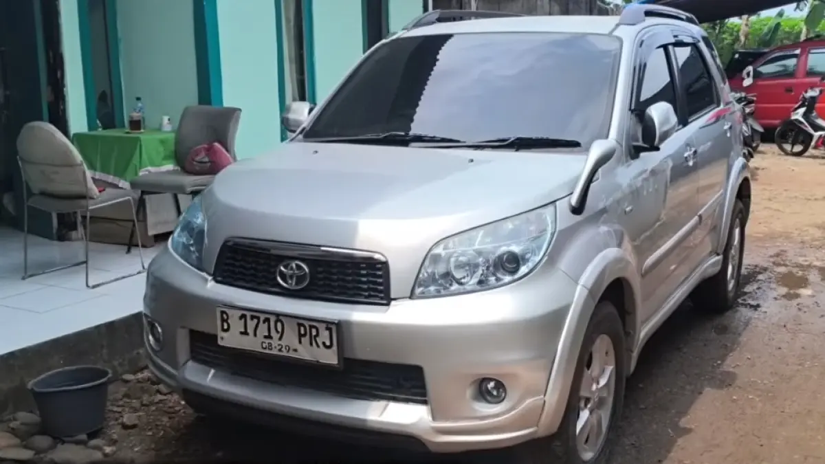 Daftar harga mobil bekas murah di Ciseeng Bogor, mulai Rp23 juta hingga Alphard Rp470 juta. Banyak unit di bawah pasaran!
