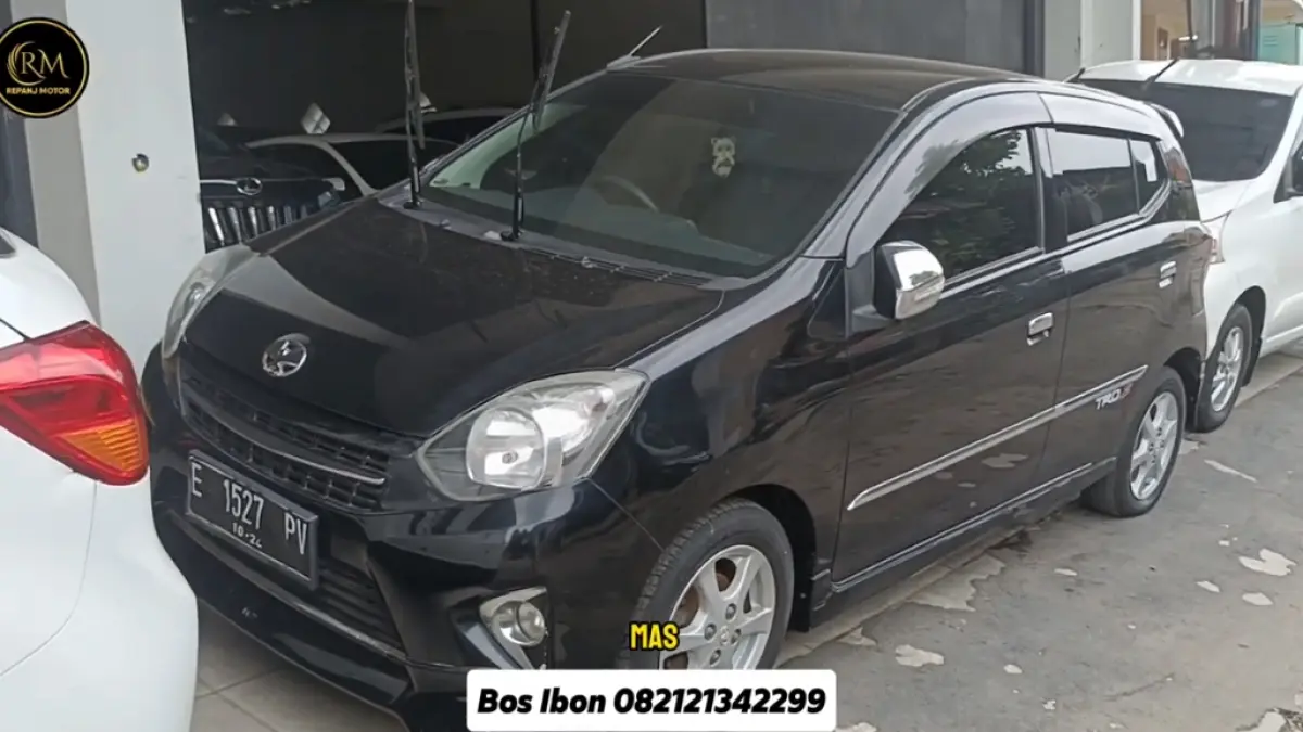 Stok mobil bekas murah update! Avanza, Brio, HR-V hingga Civic Turbo tersedia dengan DP ringan dan kondisi siap pakai.
