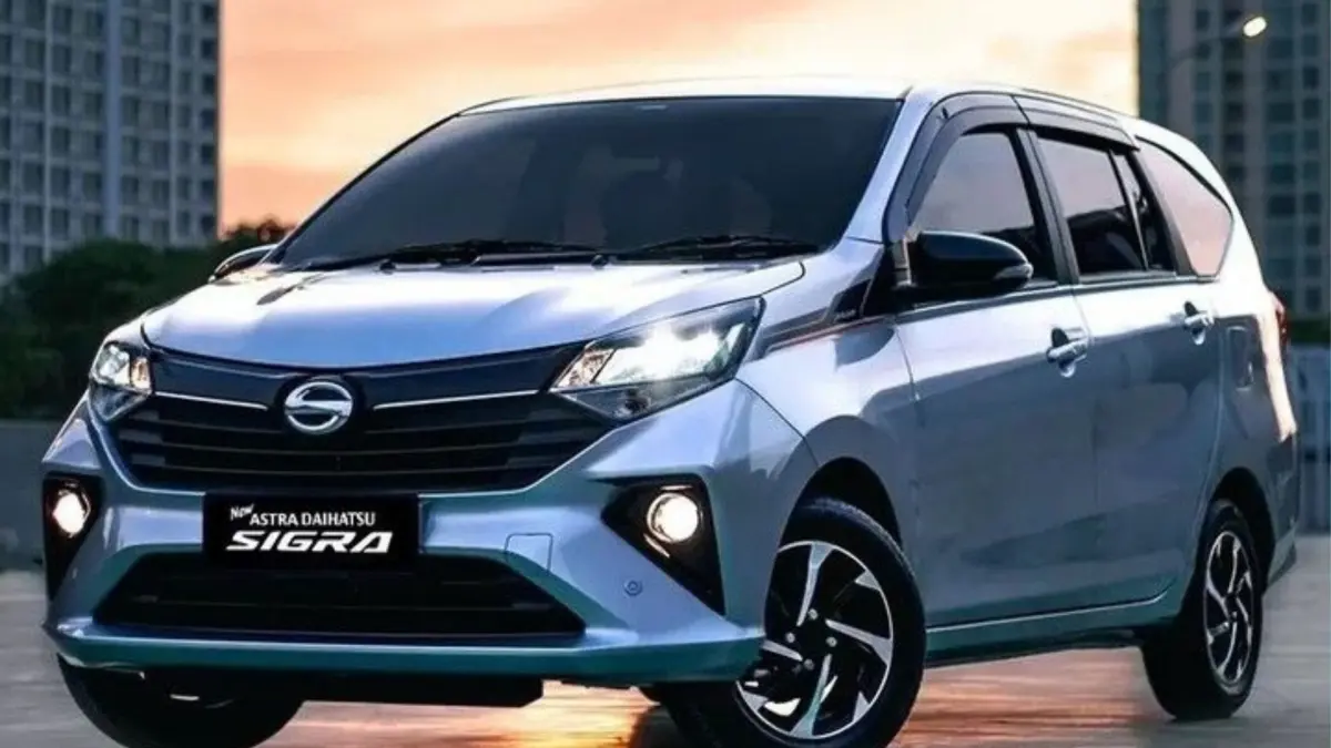 Daihatsu Sigra harga dan spesifikasi terbaru 2026, mulai Rp135 jutaan dengan fitur modern, irit BBM, dan kabin lega.