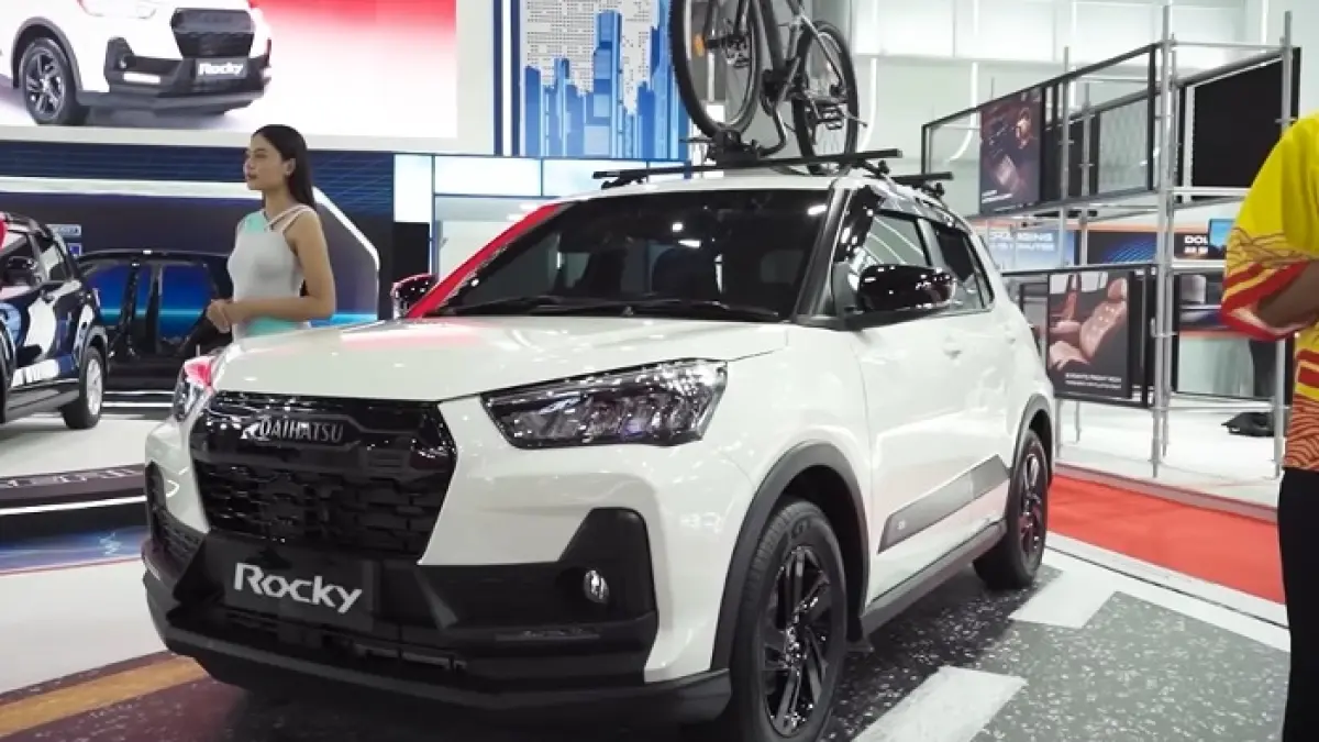 iims daihatsu terbaru 2026 tampil beda! Rocky Hybrid dan versi adventure jadi sorotan dengan konsep minimalis tapi inovatif.