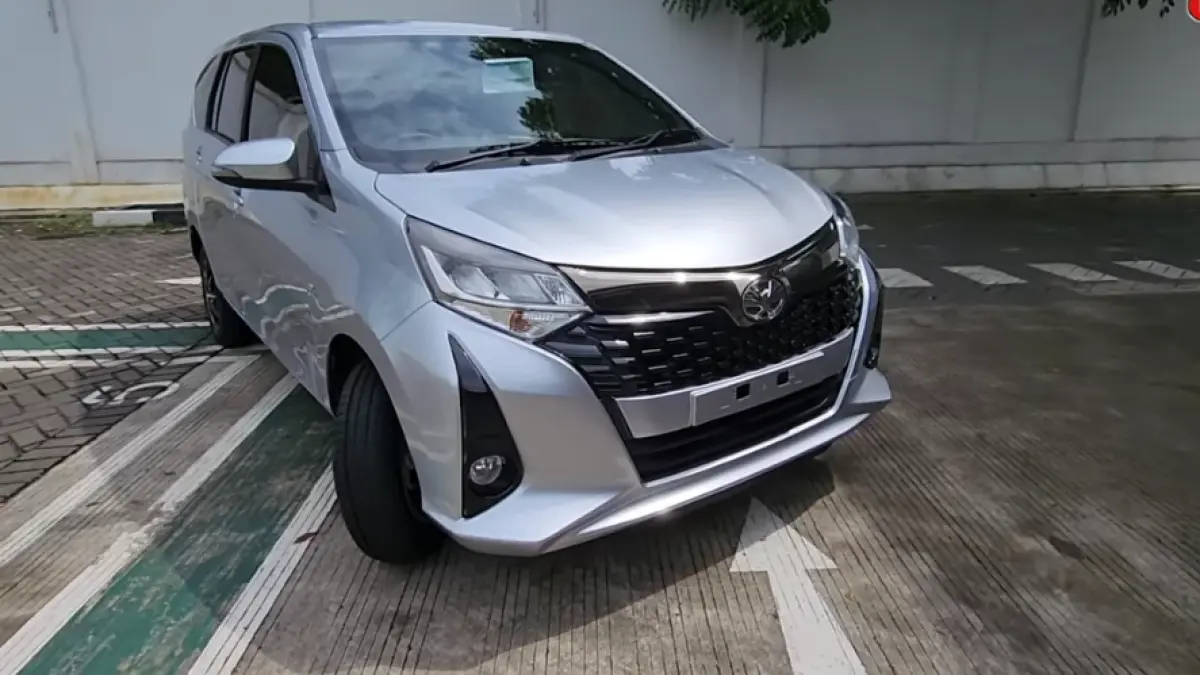 Toyota Calya 2026 diskon Lebaran, cicilan mulai Rp1,1 juta, DP ringan, stok ready. Simak promo lengkapnya di sini!