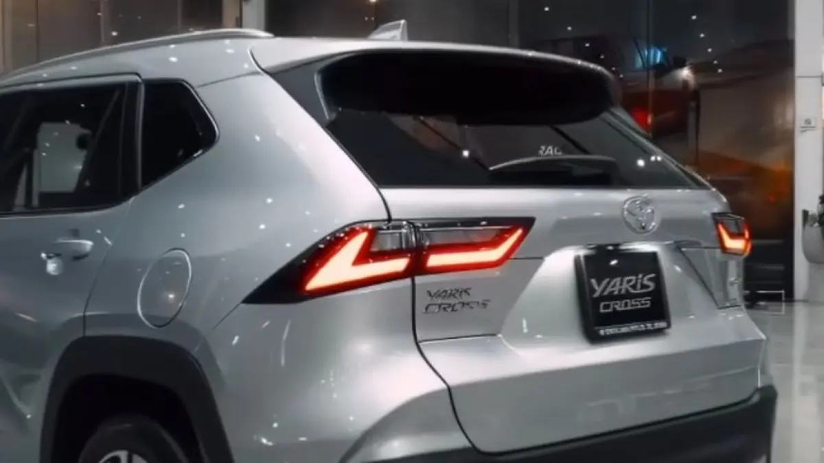 Gila irit! Konsumsi BBM Yaris Cross Hybrid tembus 24 km/liter. Cek ulasan lengkap fitur canggih, sensasi EV Mode, hingga sisi "katro" SUV idola ini!