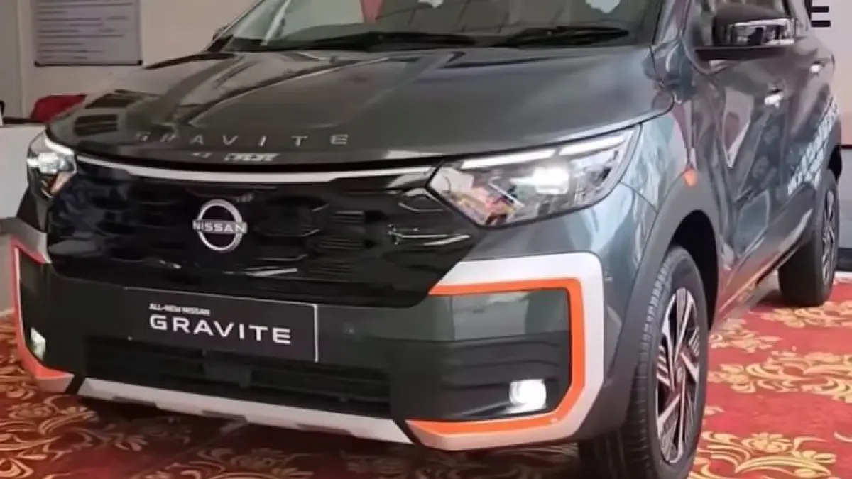Nissan Grafit resmi meluncur! Mobil keluarga 7-seater harga 105 jutaan dengan fitur melimpah dan mesin irit. Siap tantang dominasi pasar LCGC!