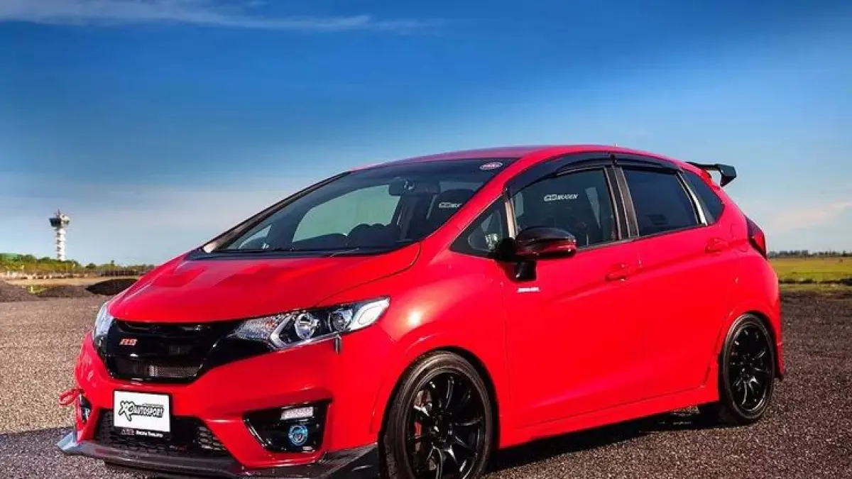 5 Mobil Hatchback Murah Dibawah 100 Juta yang Layak Dibeli, Nomor Terakhir Paling Nyaman!
