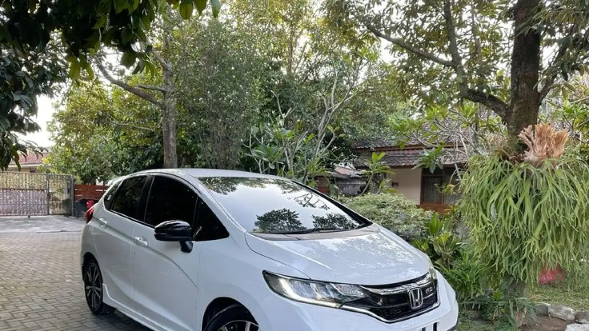 Bocoran Honda Jazz 2026 Terungkap! Desain SUV Look, Fitur Canggih Honda Sensing, hingga Varian Hybrid Super Irit