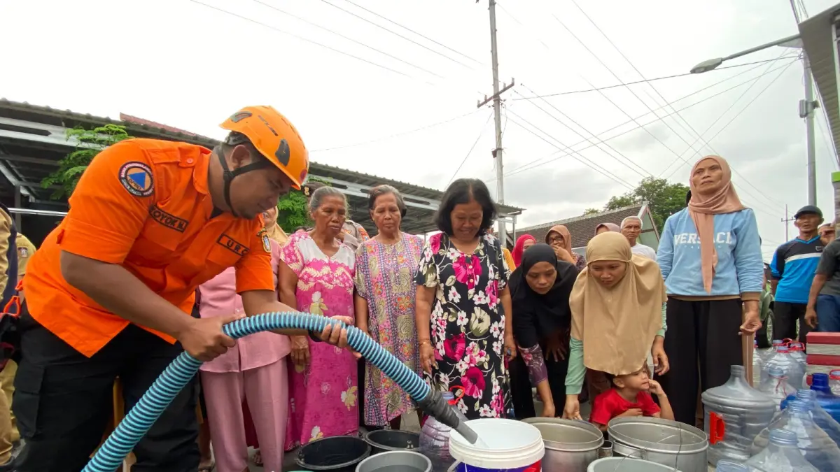  Badan Penanggulangan Bencana Daerah (BPBD) Kota Blitar mulai memetakan zona rawan kekeringan seiring adanya peringatan dari BMKG mengenai musim kemarau 2026 yang diprediksi lebih kering dan panjang.