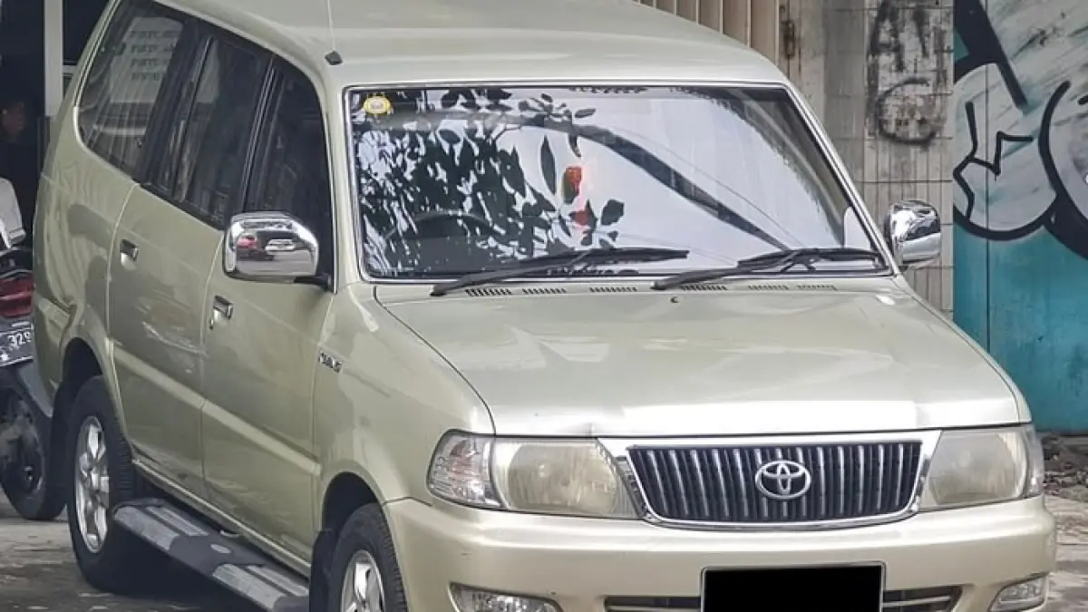 Harga mobil bekas murah di Tridara Mobilindo mulai Rp30 jutaan hingga Innova diesel Rp180 juta, lengkap dengan kondisi transparan.
