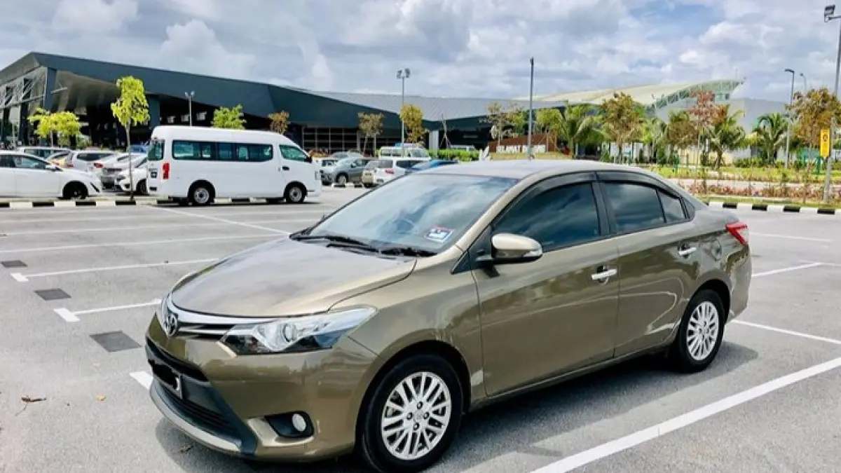 Harga mobil bekas murah kini makin terjangkau, DP mulai Rp10 juta dan cicilan ringan untuk berbagai tipe mobil.