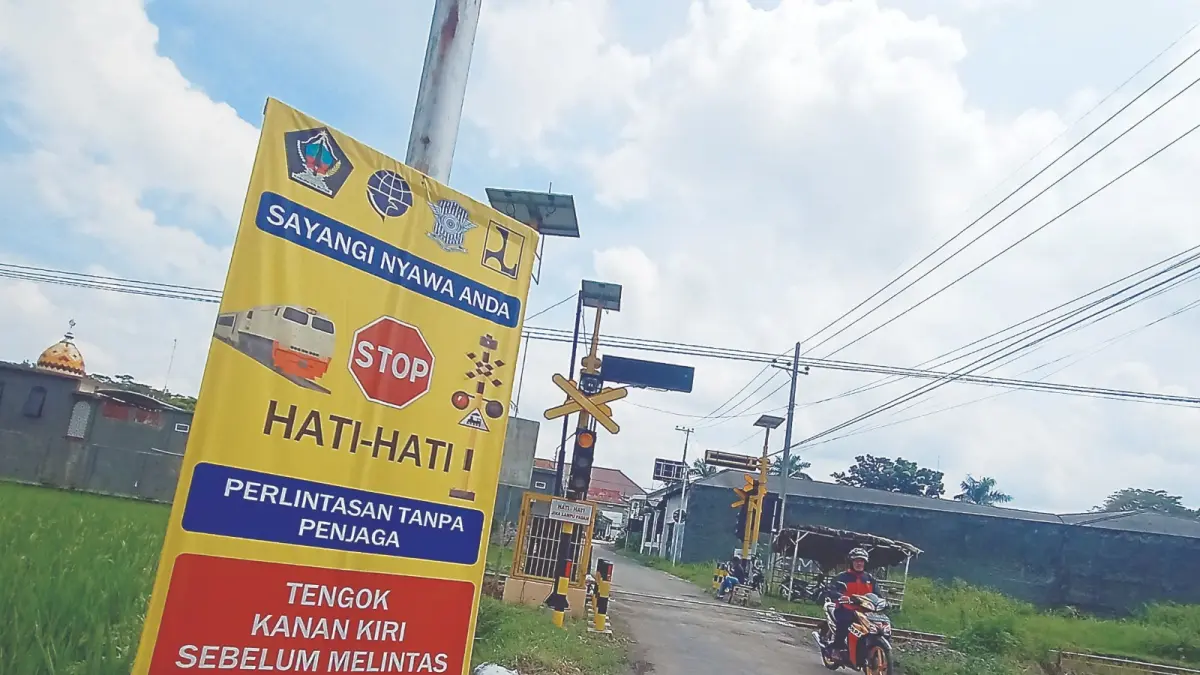 Hingga awal April, tercatat ada 19 titik perlintasan yang dinilai rawan dan berpotensi membahayakan keselamatan pengguna jalan maupun perjalanan kereta api (KA)