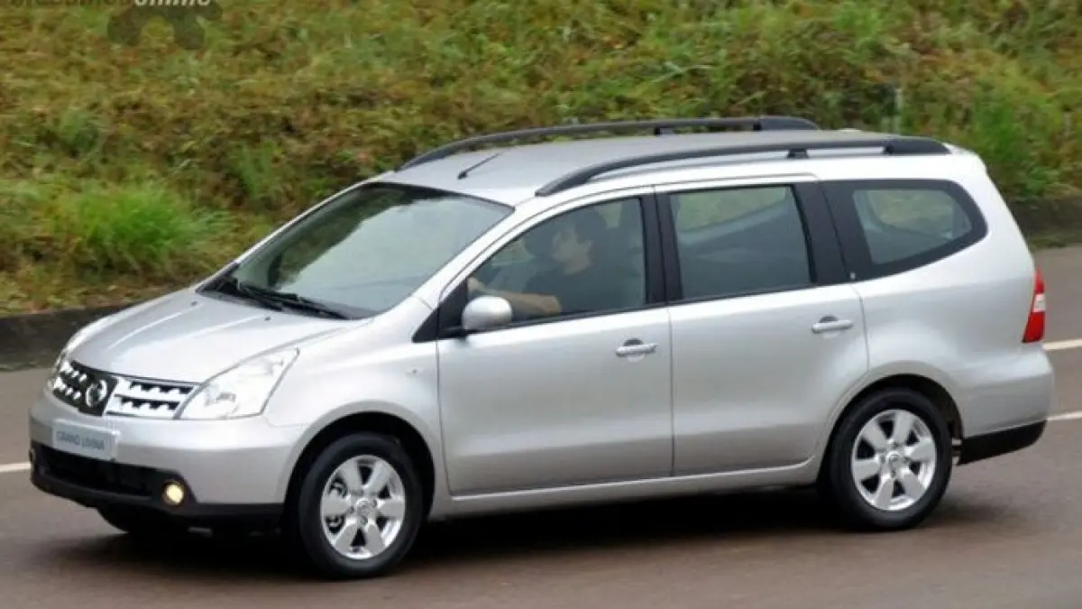 Rekomendasi mobil irit Rp80 jutaan terbaik! Grand Livina 2014 unggul untuk harian dan liburan, nyaman dan hemat BBM.