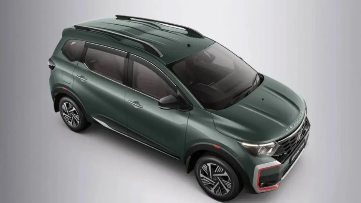 Nissan Grafite resmi diumumkan sebagai MPV murah 7 penumpang berbasis Triber, debut Januari 2026 dengan fitur modern.