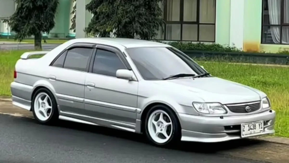 Rekomendasi mobil bekas 30 jutaan paling dicari 2026, irit, tangguh, dan anti rewel. Ini 6 pilihan terbaik!