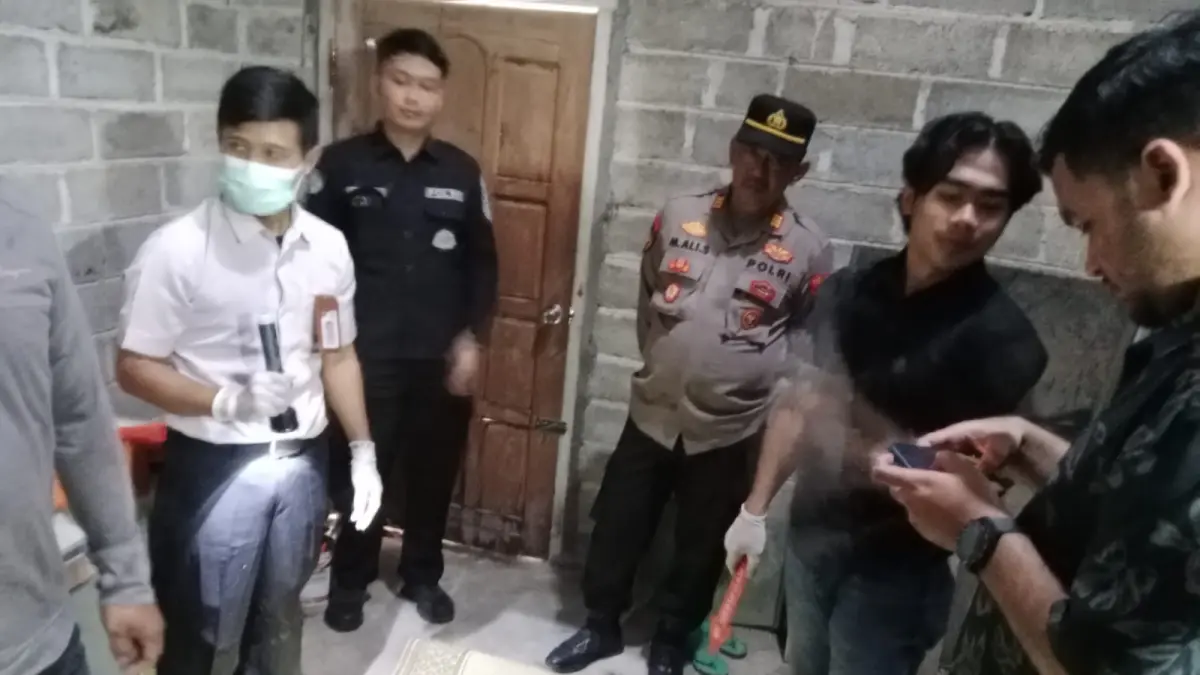 Kematian seorang perempuan di wilayah Kecamatan Wonodadi, Kabupaten Blitar, pada Rabu (15/4), mengundang perhatian warga sekitar.