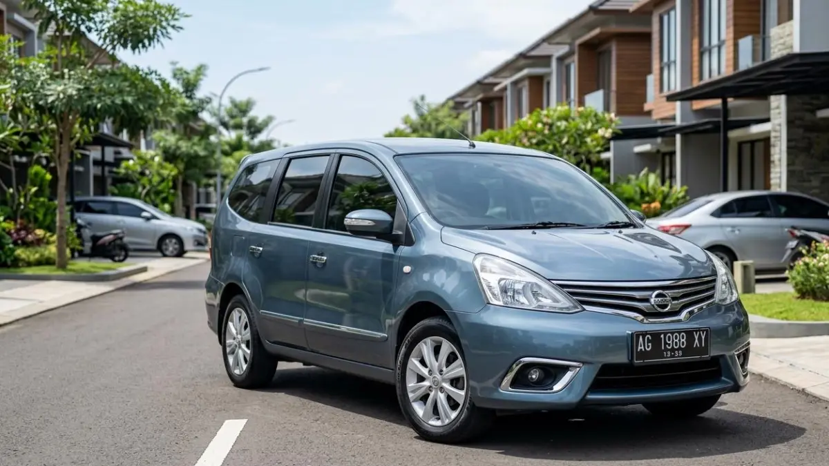 Nissan Grand Livina L11 bekas terkenal nyaman tapi kurang laku. Ini review lengkap mesin, fitur, dan kelemahannya!

