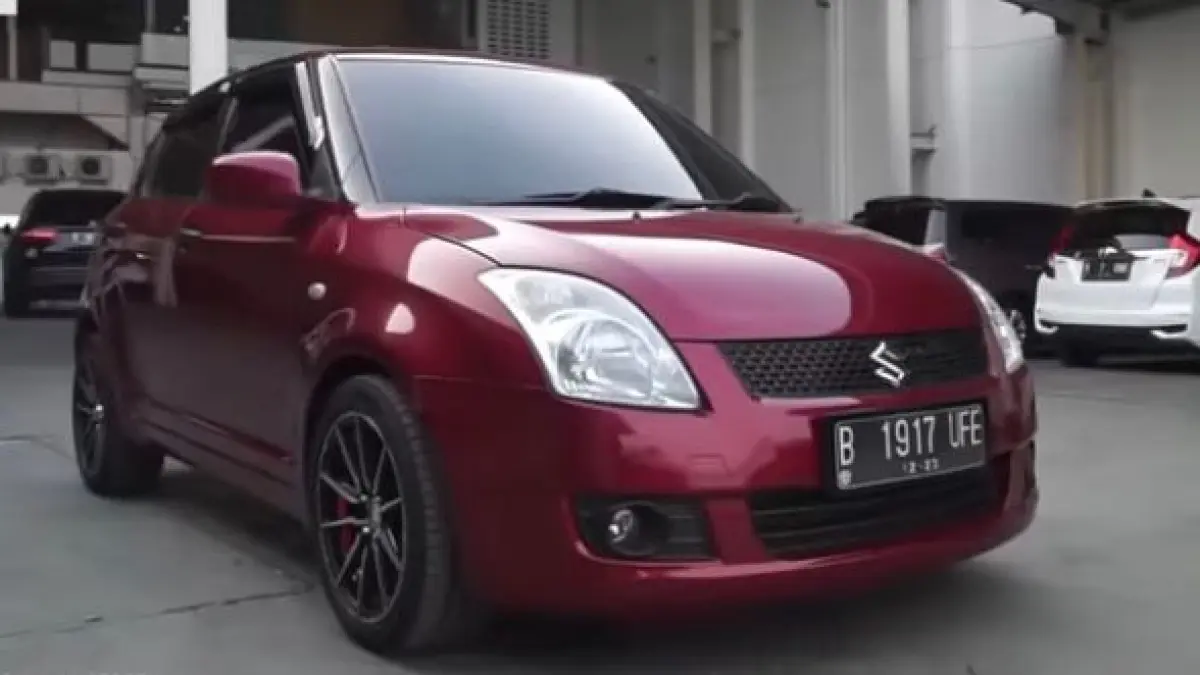 Cari mobil bekas di bawah Rp100 juta? Intip rekomendasi 7 hatchback terbaik yang lebih nyaman dan bertenaga dibanding LCGC baru. Cek pilihannya!(screenshot youtube)
