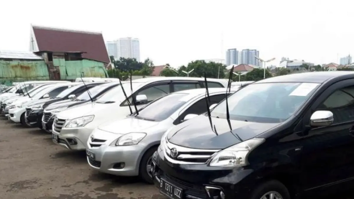 Cari mobil bekas buat mudik Lebaran? Dago Motor punya banyak pilihan unit bergaransi dengan DP murah dan cicilan ringan. Cek promonya sekarang! (pinterest)