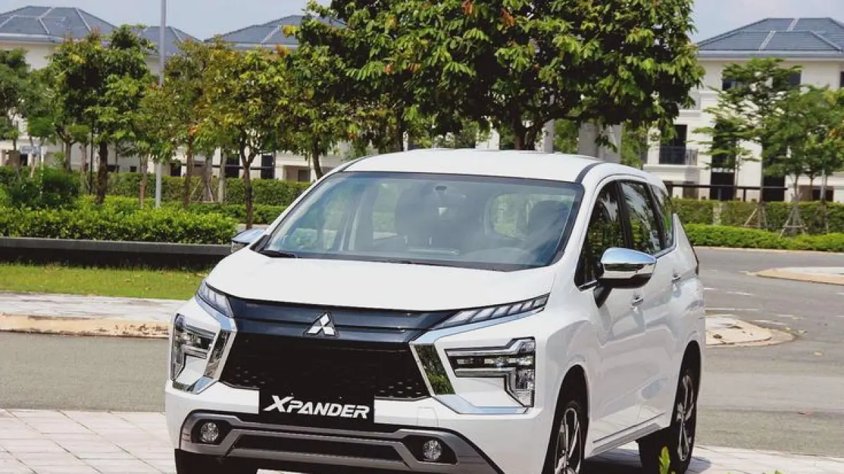 Daihatsu Sigra 2026 hadir dengan harga Rp141 juta, irit BBM hingga 20 km/liter dan fitur lengkap. Simak spesifikasi lengkapnya!(Pinterest)