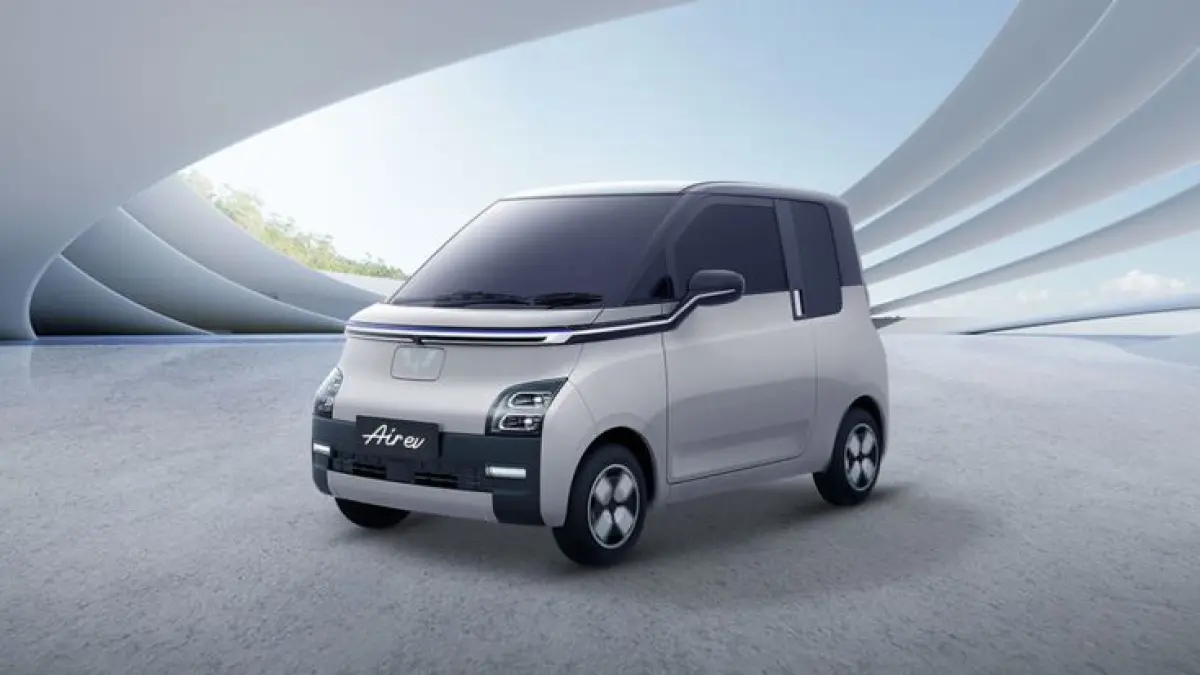 Diskon Daihatsu Sigra 2025 vs 2026 selisih Rp8 juta, DP mulai Rp7 juta. Cek perbandingan harga dan promo terbaru!(Pinterest)