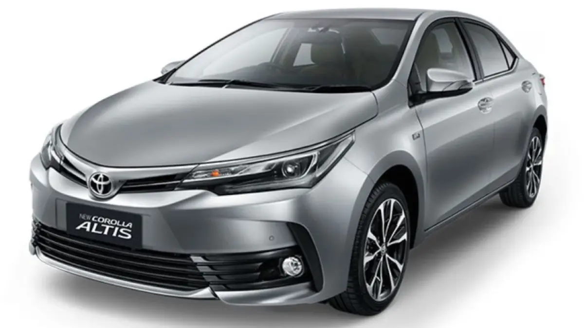 Review Toyota Corolla Altis 2017 Indonesia: sedan nyaman, halus, irit, dan masih layak dibeli di 2026! (GOOGLE)