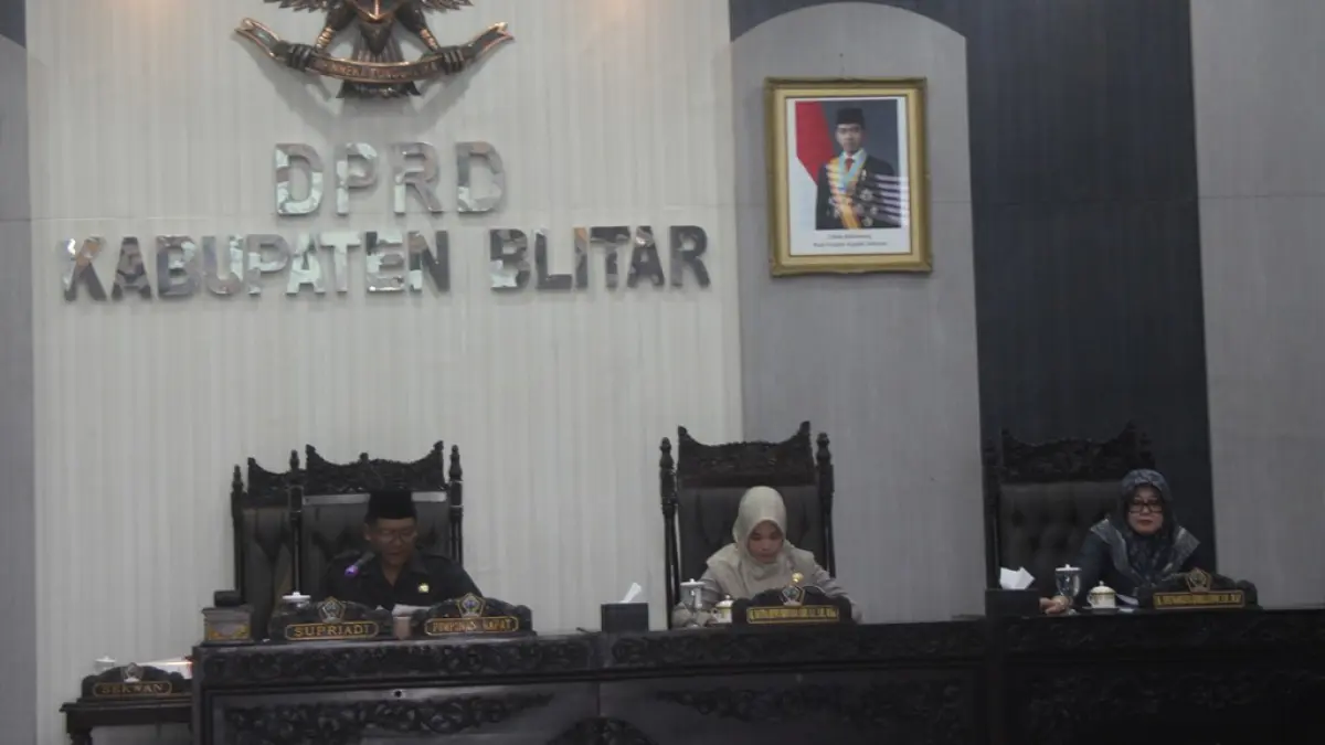 Paripurna penyampaian hasil Pansus LKPj Bupati Blitar Tahun 2025.