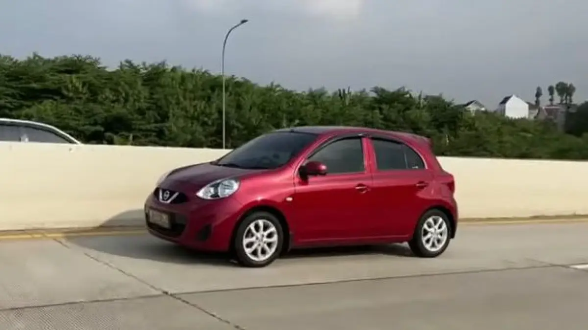 Cari mobil bekas di bawah Rp100 jutaan? Berikut 5 rekomendasi hatchback city car paling irit, nyaman, dan tangguh untuk mobilitas harian Anda! (screenshot youtube)