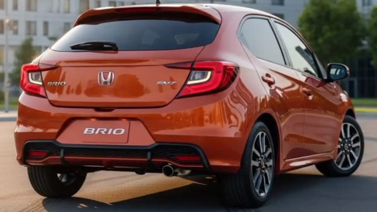Honda Brio 2026 resmi meluncur! Tampil lebih sporty, irit BBM, dan canggih. Simak ulasan lengkap city car favorit Indonesia ini di sini! (screenshot youtube)