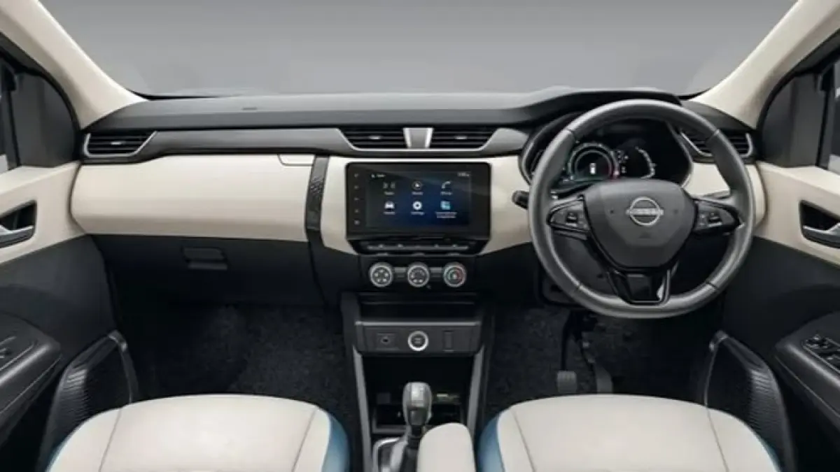 Toyota Corolla Cross Hybrid Facelift hadir dengan fitur TSS, panoramic roof, dan teknologi hybrid modern yang lebih canggih. (Gemini AI)