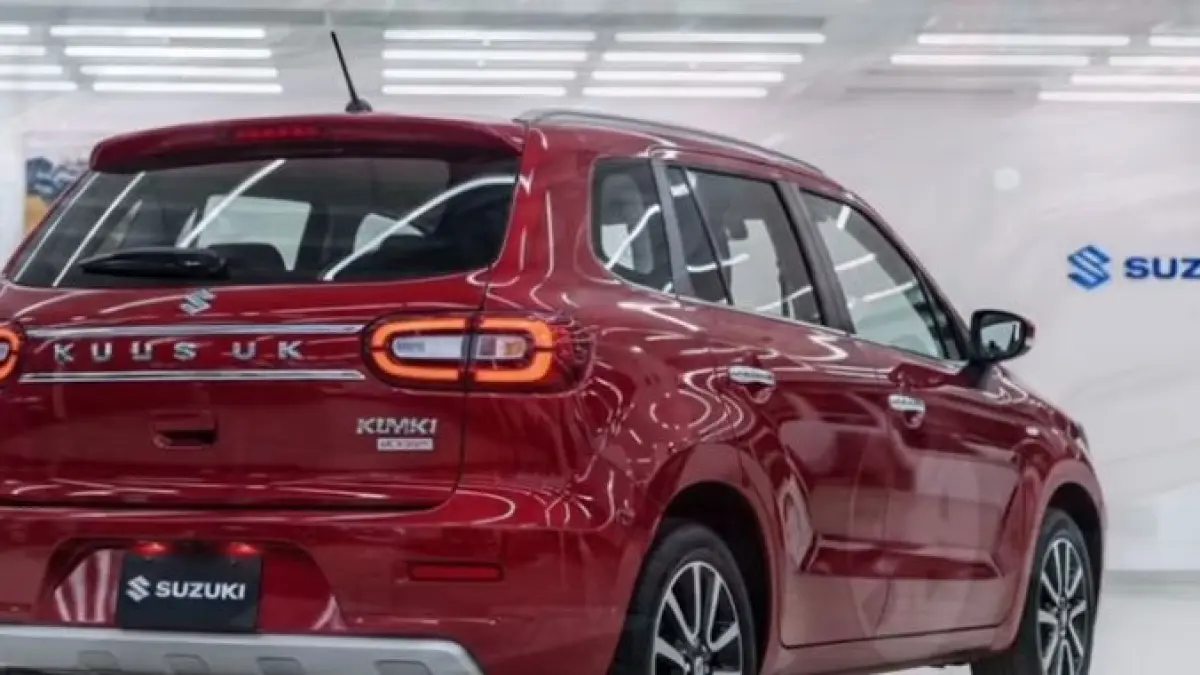 Suzuki Karimun 2026 resmi meluncur! City car paling irit dengan desain modern, fitur canggih, dan harga mulai Rp 230 jutaan. Cek selengkapnya di sini!(screenshot youtube)