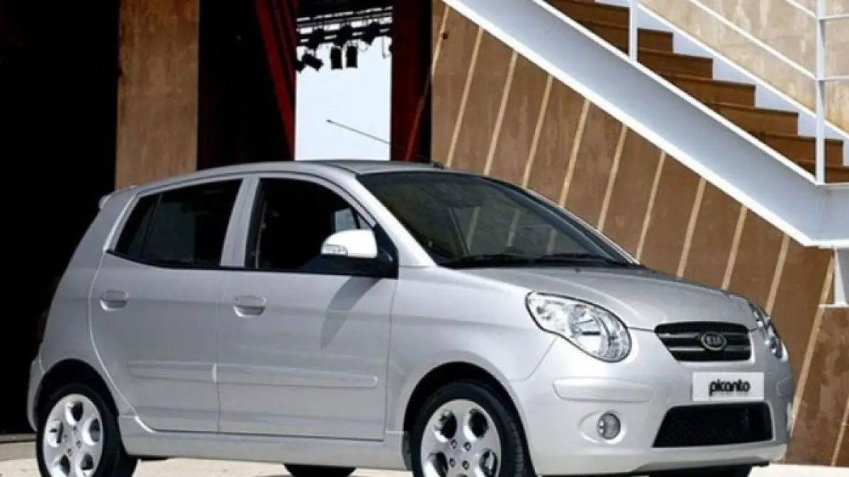Mobil bekas murah Bogor di Abadi Garage dibanderol mulai Rp20 jutaan hingga Rp70 juta, lengkap dari Picanto hingga Serena. (Pinterest)