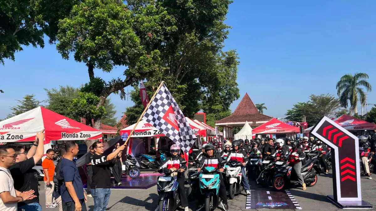 SERU: Event “Laki Code” yang digelar PT Mitra Pinasthika Mulia (MPM Honda Jatim) di Blitar berlangsung meriah. 