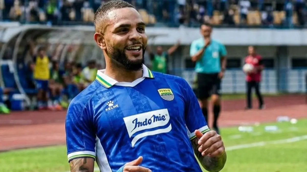 Daftar pemain Persib Bandung 2026-2027 resmi, dari Ivar Jenner hingga Mees Hilgers. Simak update lengkapnya. (Pinterest)