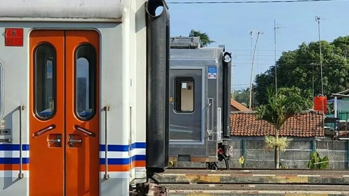 KA Singasari New Generation hadir dengan teknologi modern dan fasilitas canggih. Simak inovasi terbaru kereta api Indonesia ini. (Pinterest)