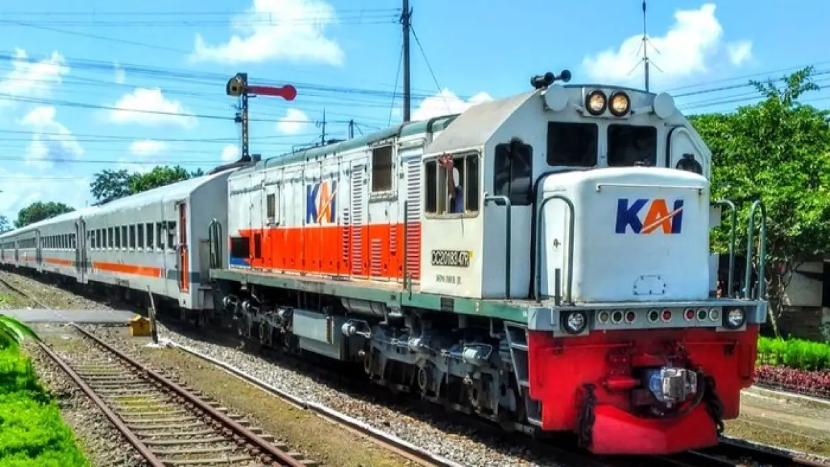 Kereta Singasari New Generation hadir lebih nyaman, tapi durasi panjang dan banyak stop jadi perhatian penumpang. (Pinterest)