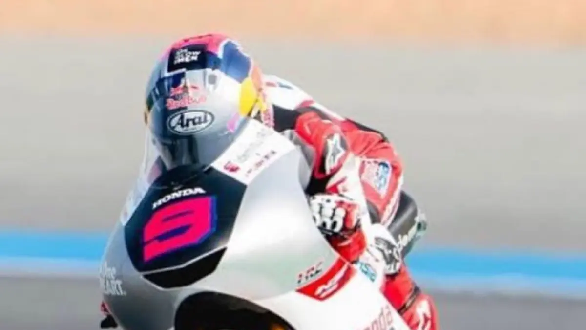 Veda Ega Pratama bikin gempar Moto3 Jerez! Start P17, salip 11 pembalap, hingga bikin komentator Spanyol histeris. Simak aksi gila pembalap Indonesia! (screenshot instagram)