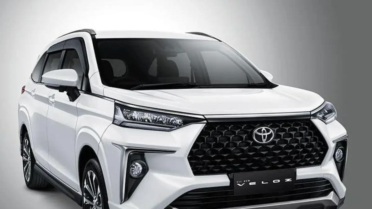 Toyota Veloz Hybrid resmi preorder! MPV hybrid termurah dengan BBM 25 km/l dan fitur canggih. Simak spesifikasi lengkapnya.