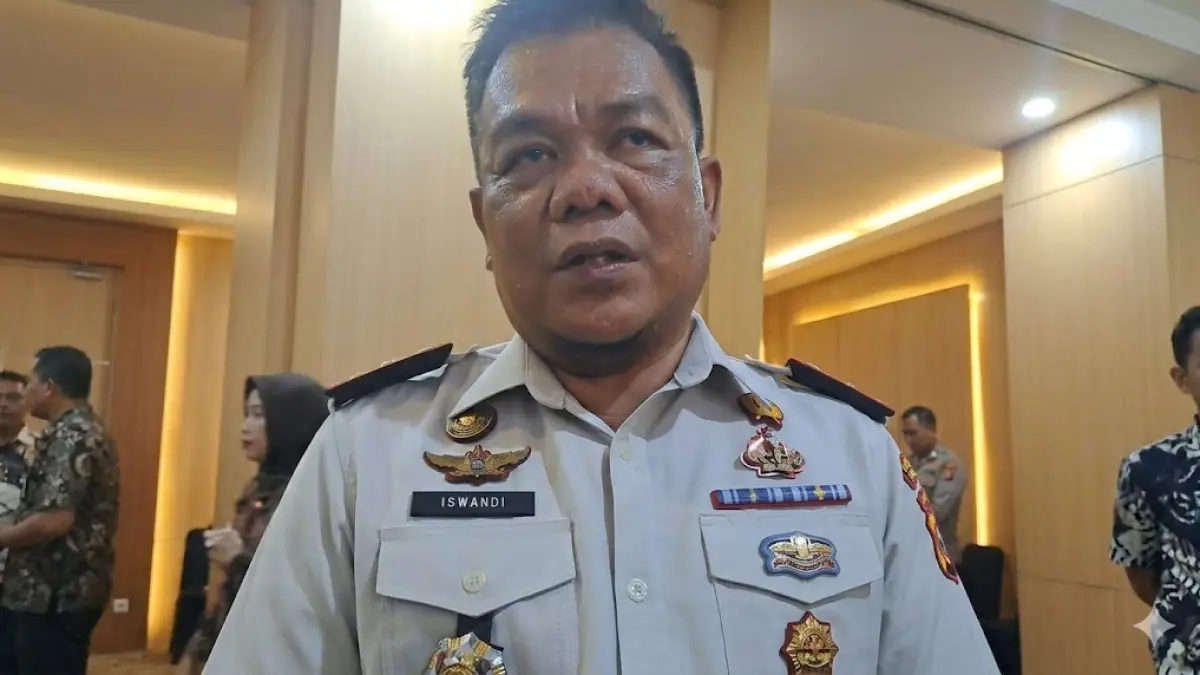 Pungli Libatkan Keluarga Napi 
Masih Terus Cari Bukti
Tiga Sipir Terus Diperiksa
