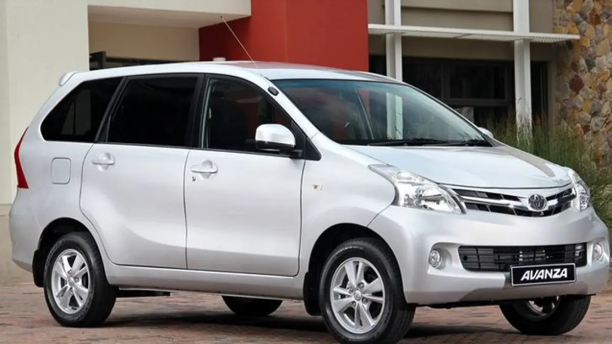 Rekomendasi mobil bekas di bawah Rp100 juta minim penyakit, dari Avanza hingga Agya, irit dan murah perawatan. (Pinterest)