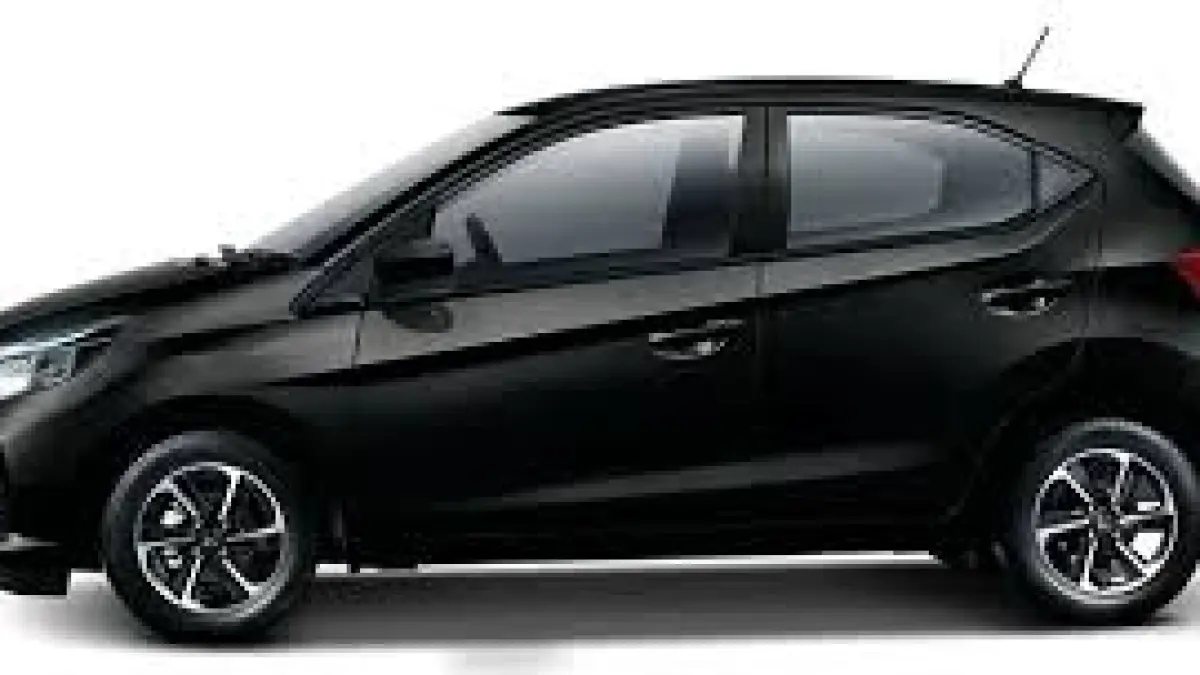 Surprise! Honda Brio Satya E CVT 2026 kembali diproduksi. Cek rahasia mesin 4 silinder, fitur interior terbaru, dan update harganya di sini.